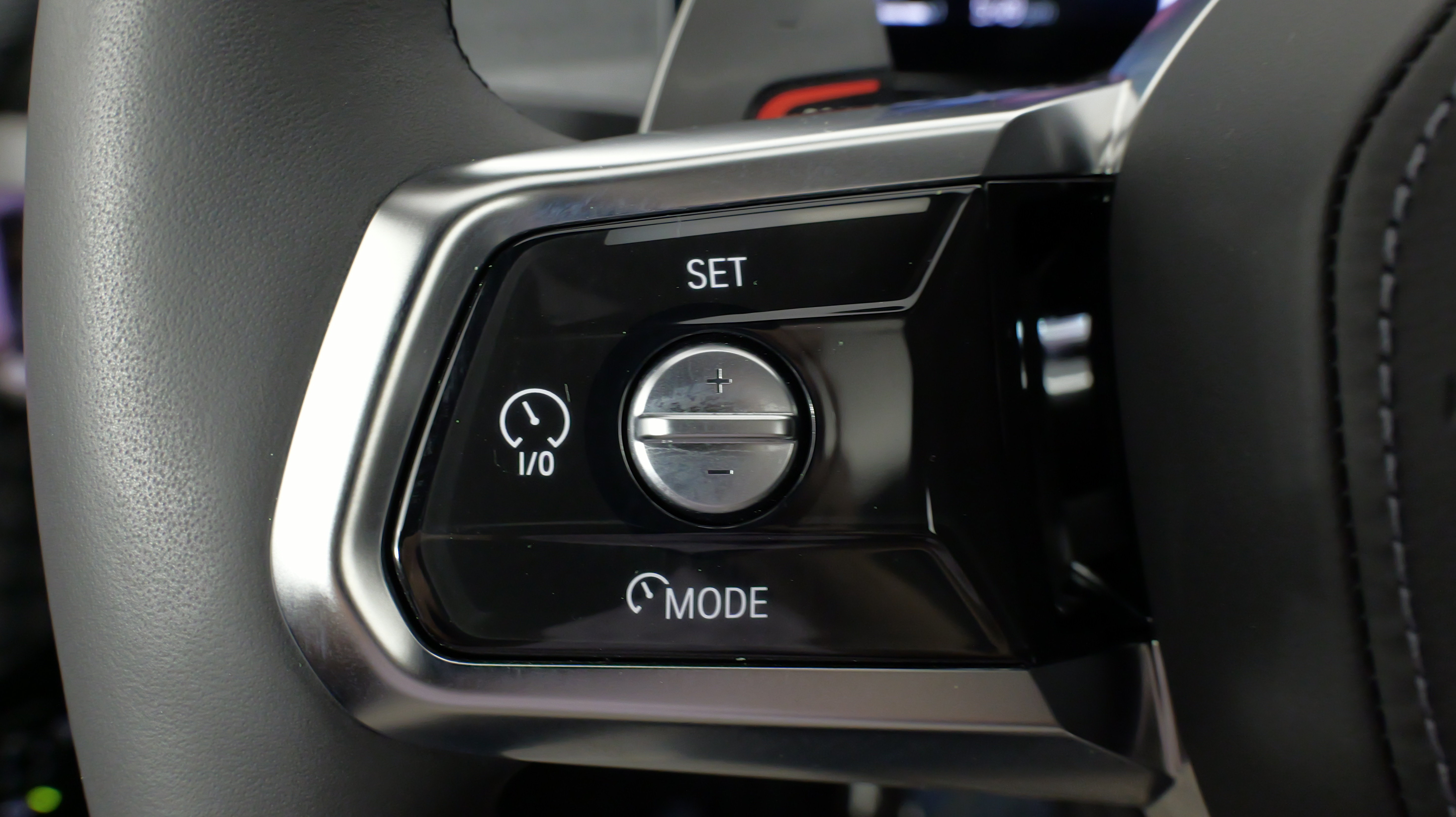 Used 2025 BMW 760i xDrive AWD/4WD image 55