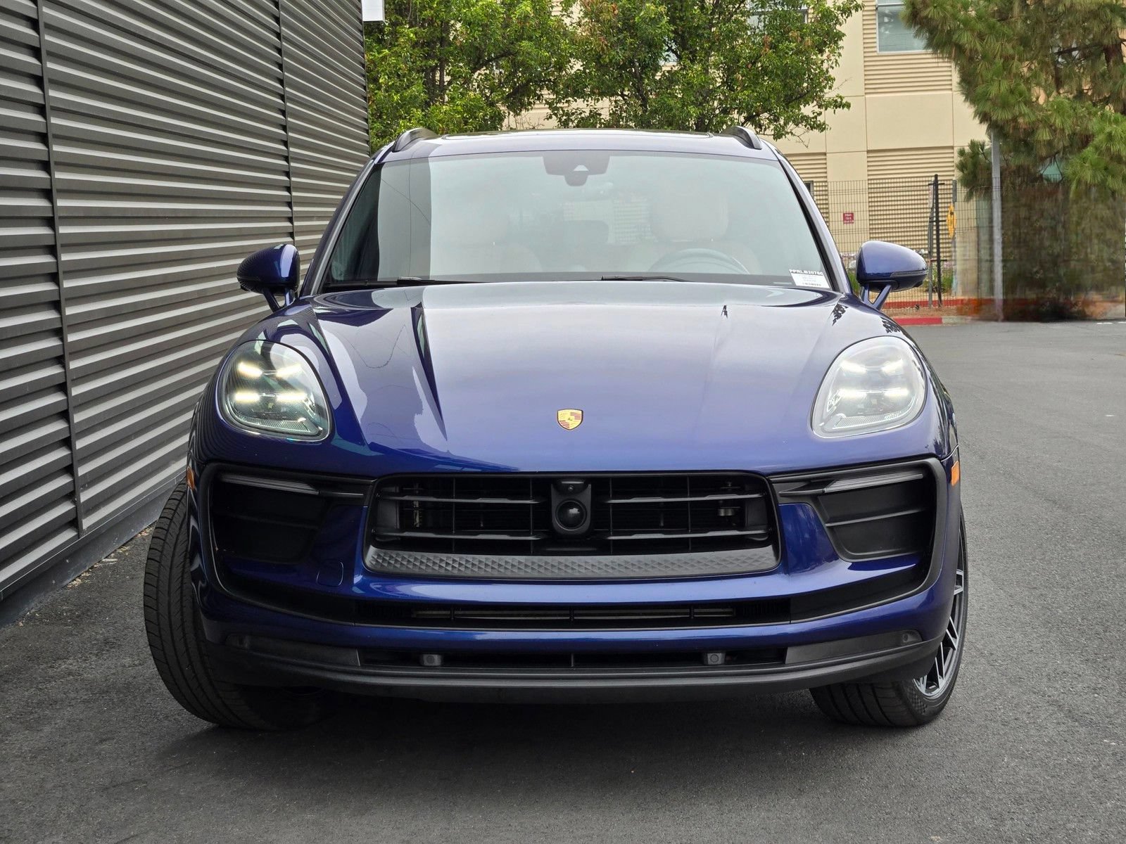 Used 2024 Porsche Macan AWD/4WD image 10