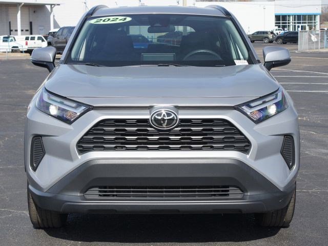 Used 2024 Toyota RAV4 XLE image 23