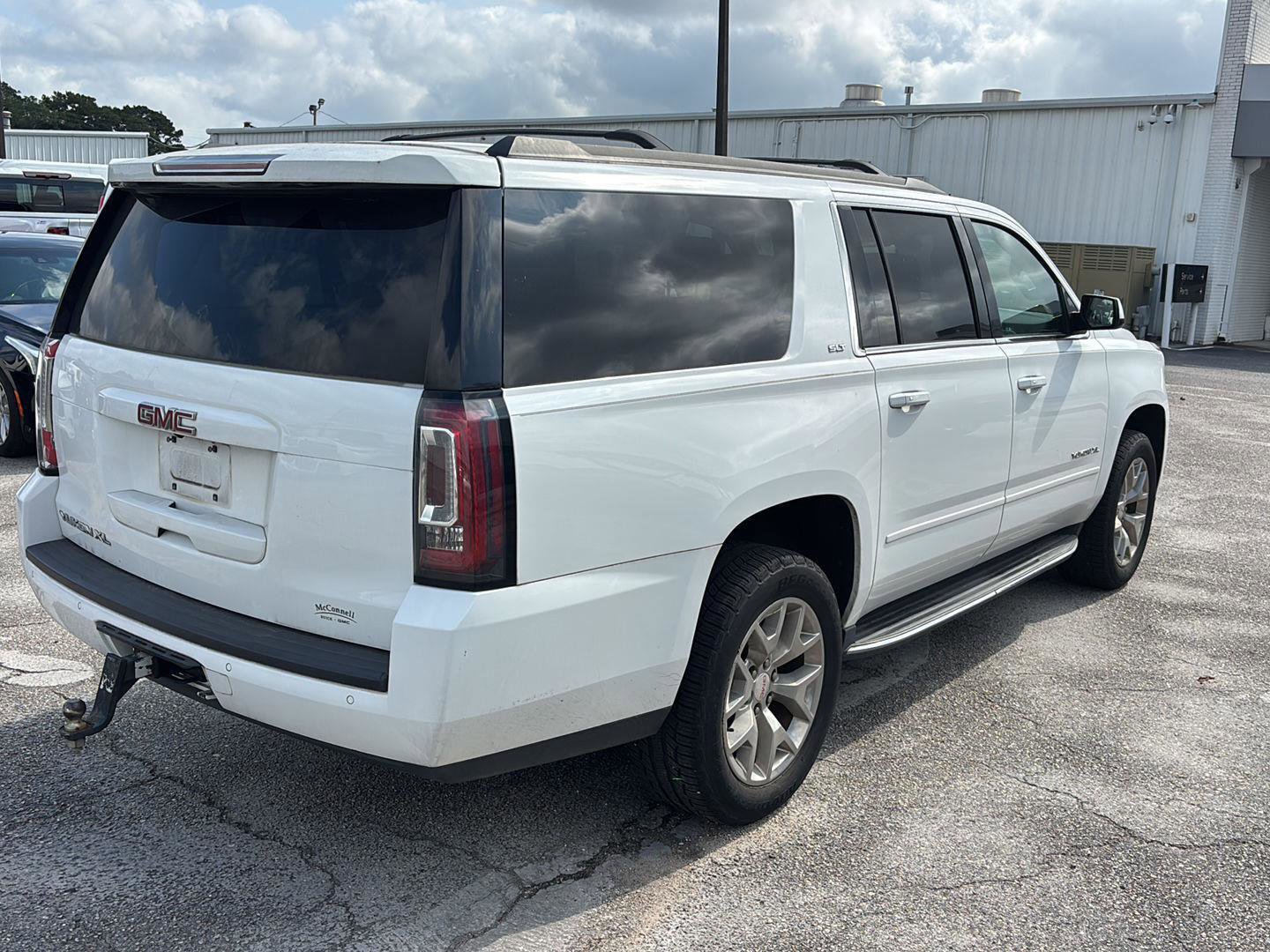 Used 2019 GMC Yukon XL SLT w/ Open Road Package RWD image 7