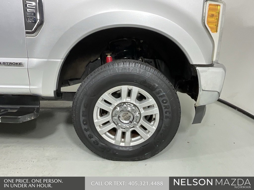 Used 2017 Ford F250 XLT w/ FX4 Off-Road Package image 10