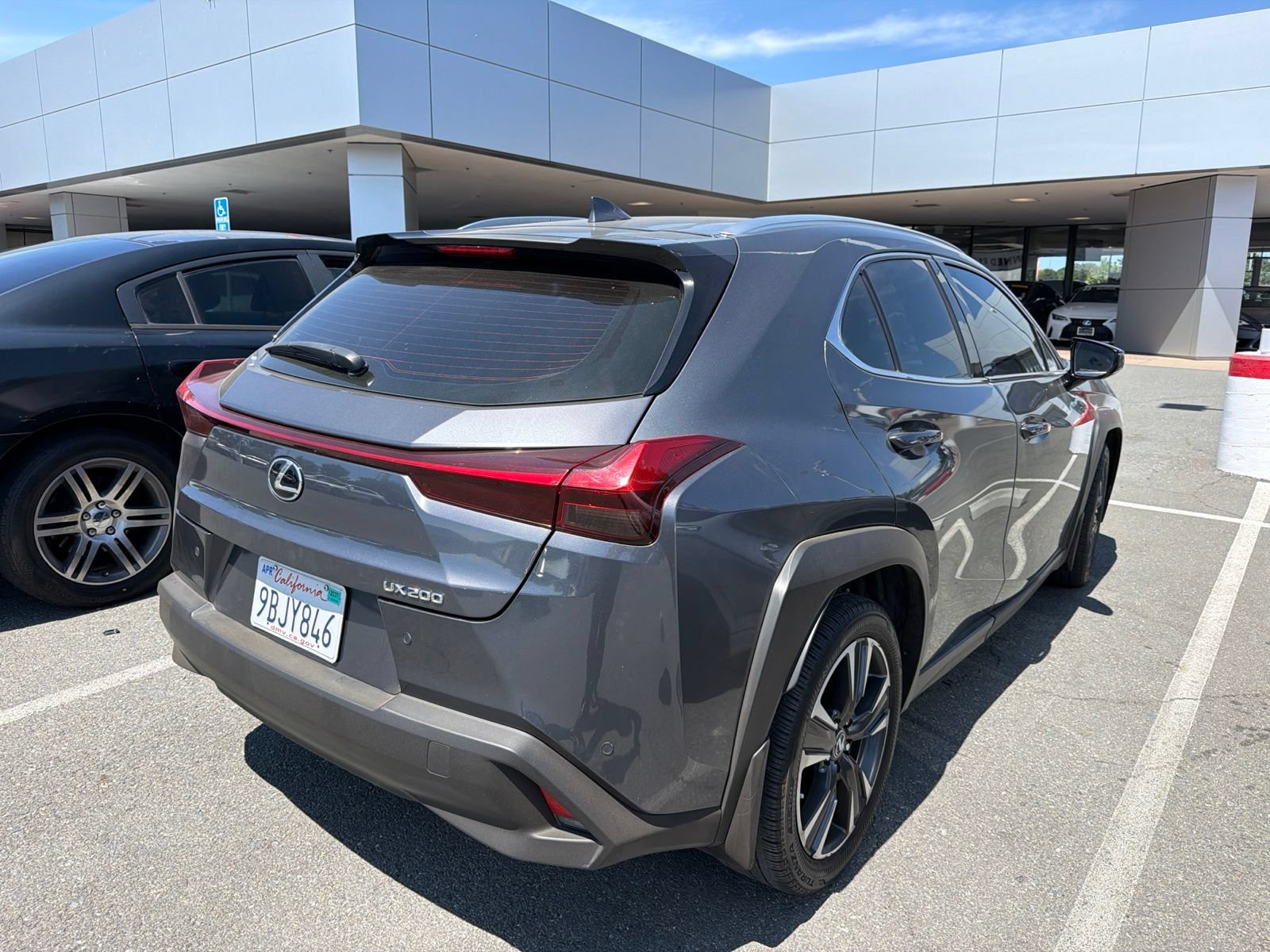 Used 2022 Lexus UX 200 w/ Accessory Package (Z2) FWD image 2