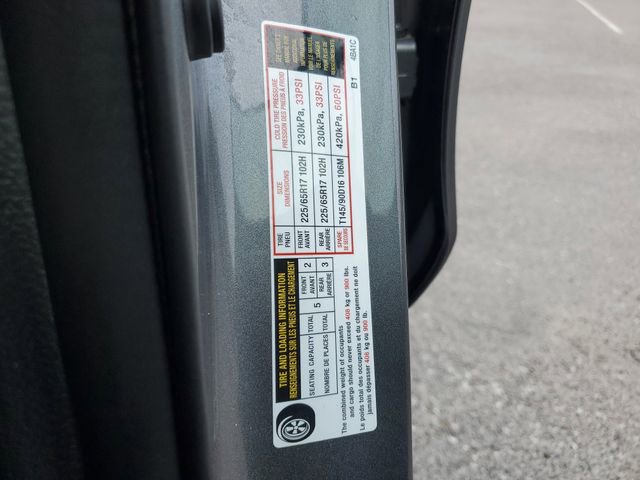 Used 2017 Nissan Rogue SV image 31