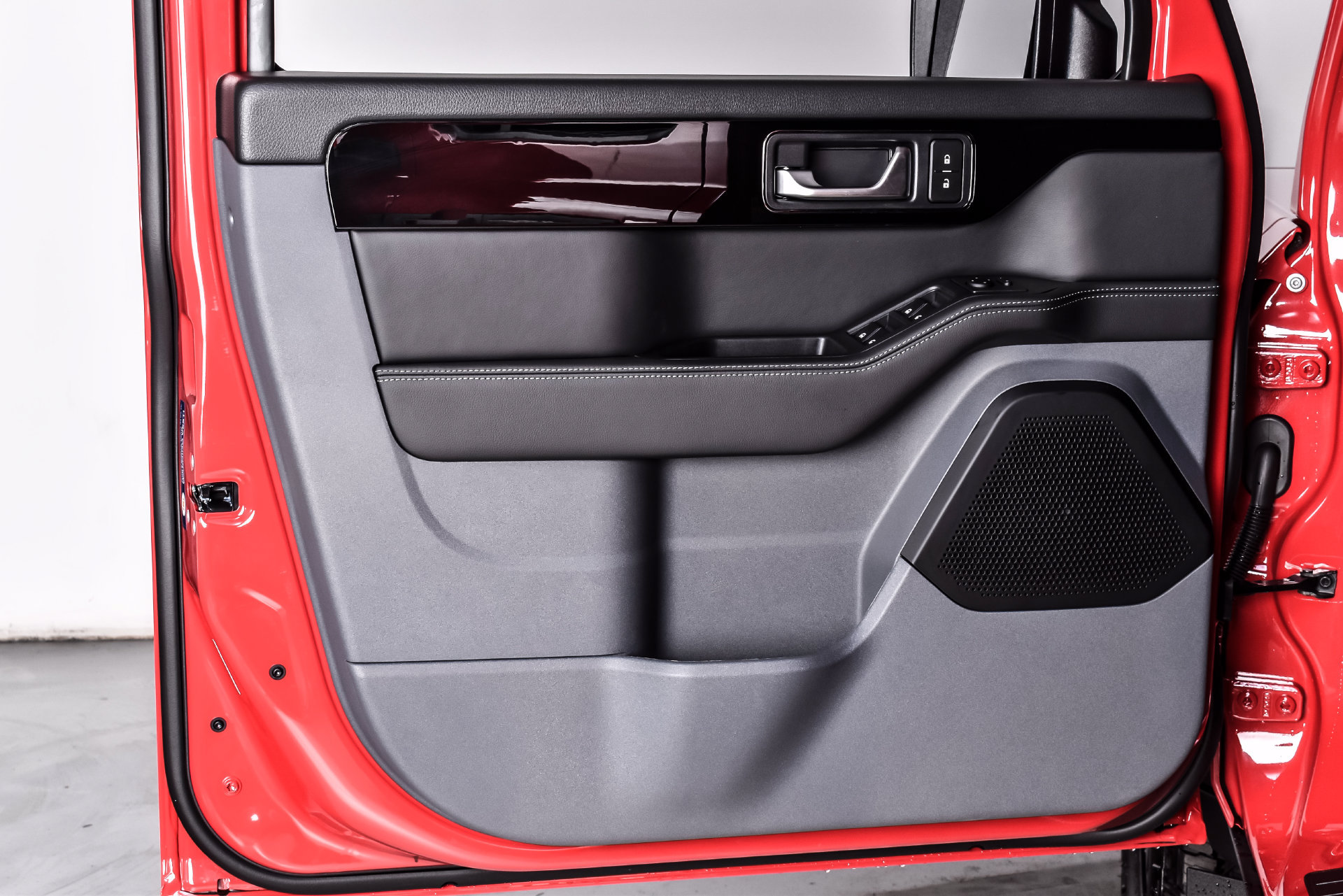 New 2026 INEOS Grenadier Station Wagon AWD/4WD image 13