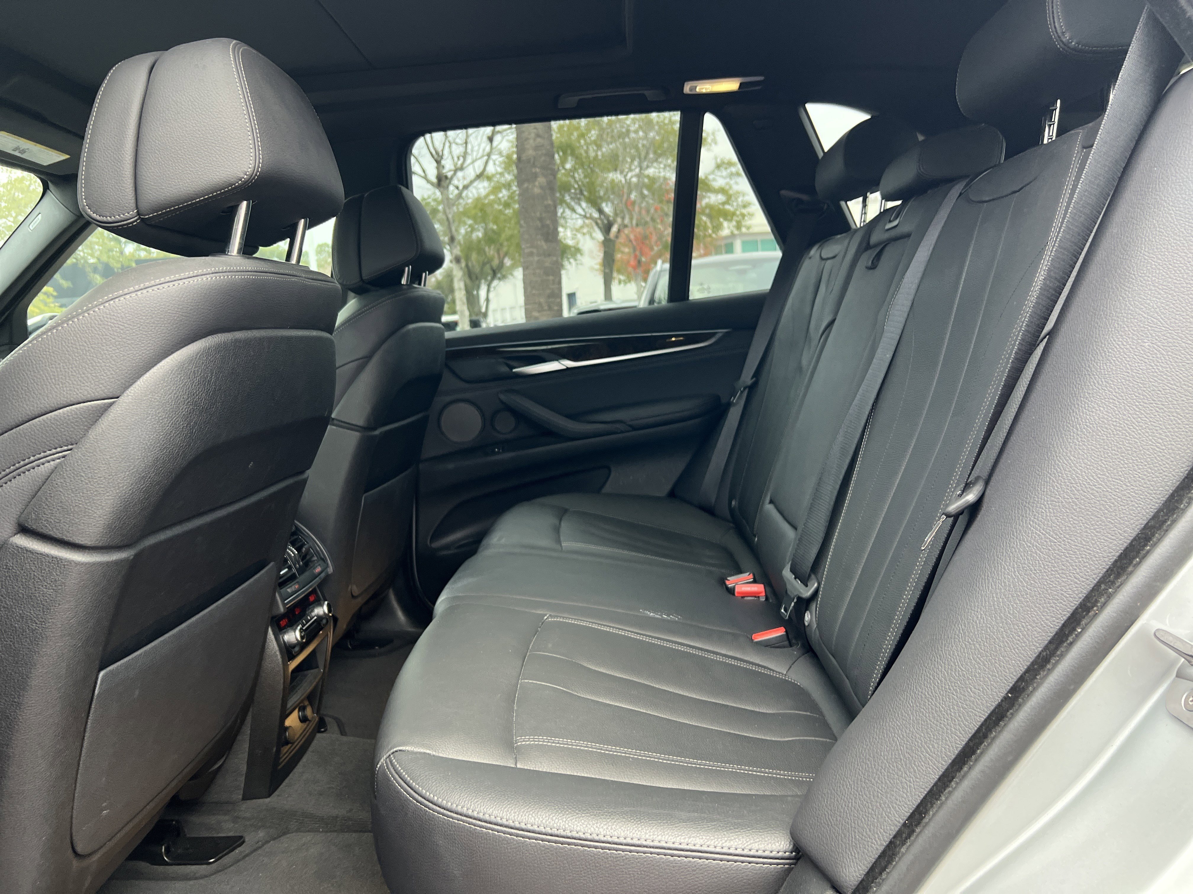 Used 2018 BMW X5 xDrive50i image 32