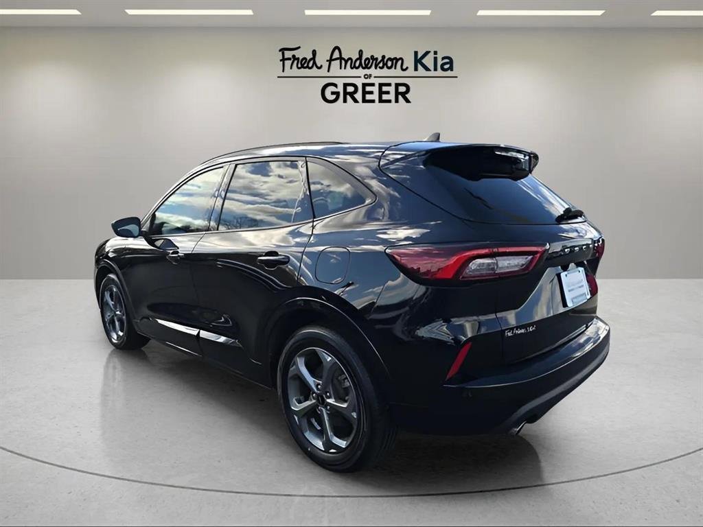 Used 2023 Ford Escape ST-Line image 5