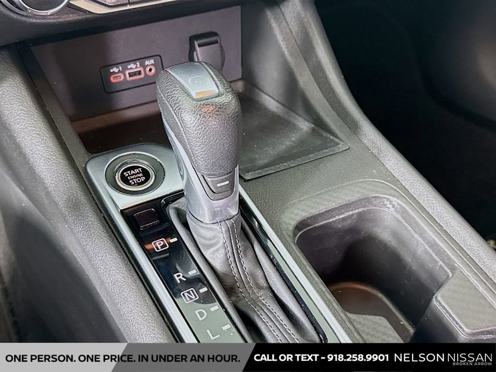 Used 2021 Nissan Sentra SV FWD image 16