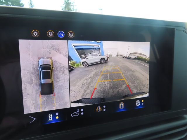 Used 2025 Chevrolet Silverado EV W/T AWD/4WD image 31