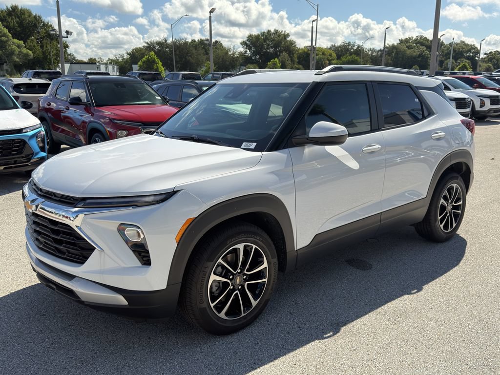 New 2026 Chevrolet TrailBlazer LT w/ Convenience Package FWD image 8
