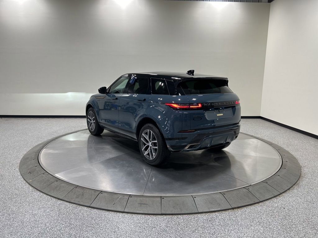 Used 2024 Land Rover Range Rover Evoque Dynamic SE AWD/4WD image 8