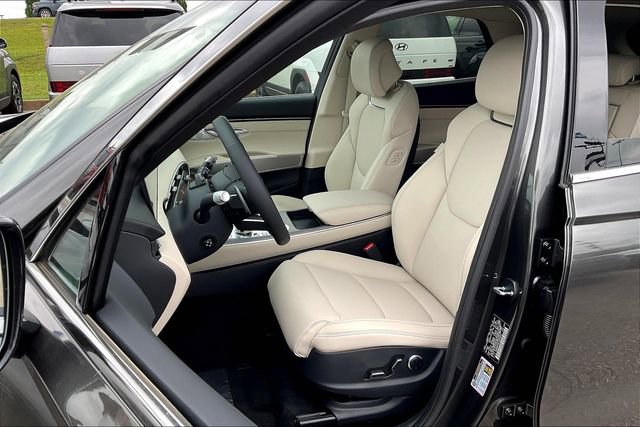 New 2026 Genesis GV70 2.5T Select image 9