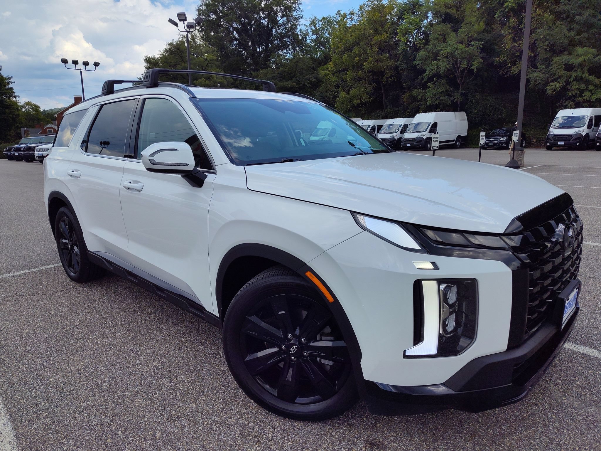 Used 2023 Hyundai Palisade XRT w/ Cargo Package AWD/4WD image 2