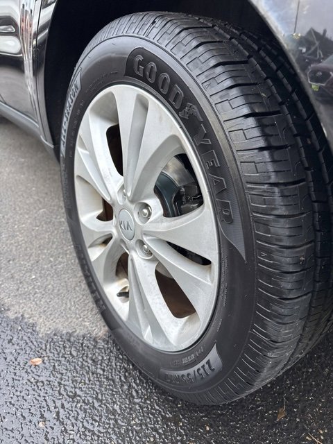 Used 2014 Kia Soul + image 5