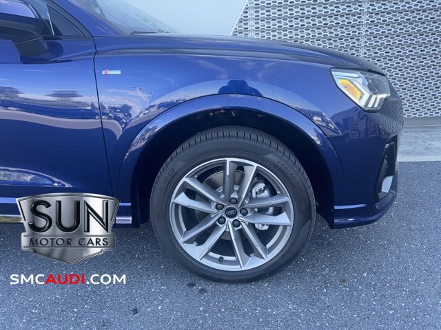 New 2025 Audi Q3 2.0T Premium image 3