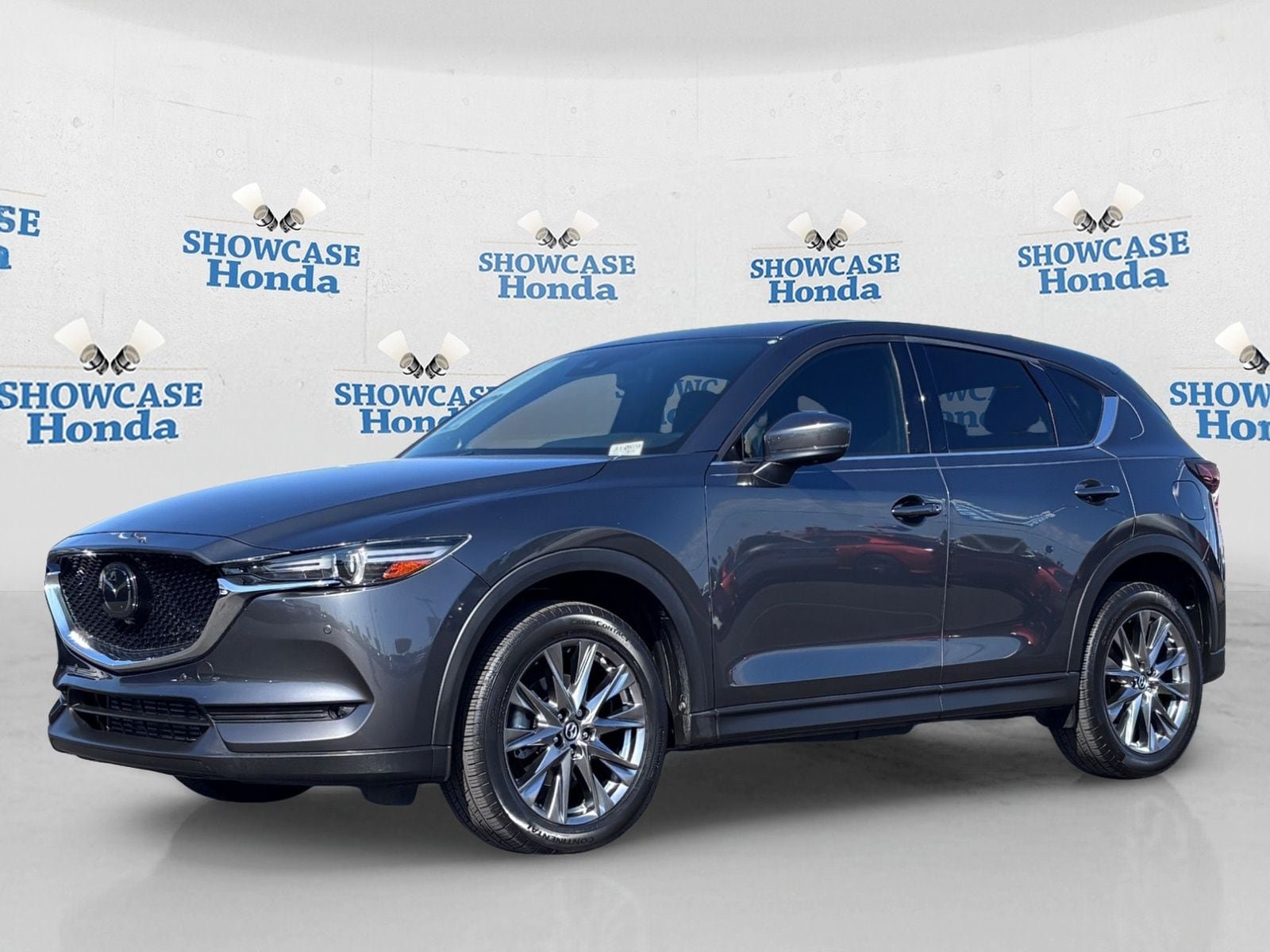 Used 2019 MAZDA CX-5 Signature AWD/4WD image 2