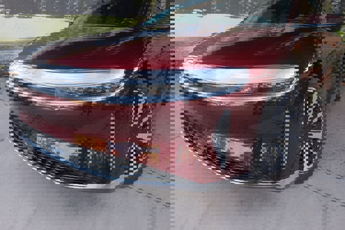 Used 2024 Lucid Air Touring image 7