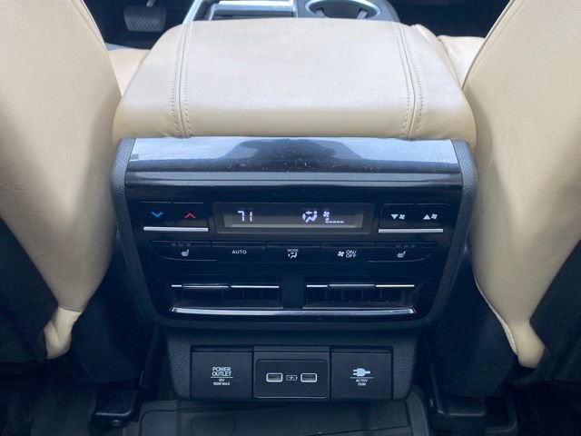 Used 2022 Acura MDX SH-AWD w/ Advance Package image 39