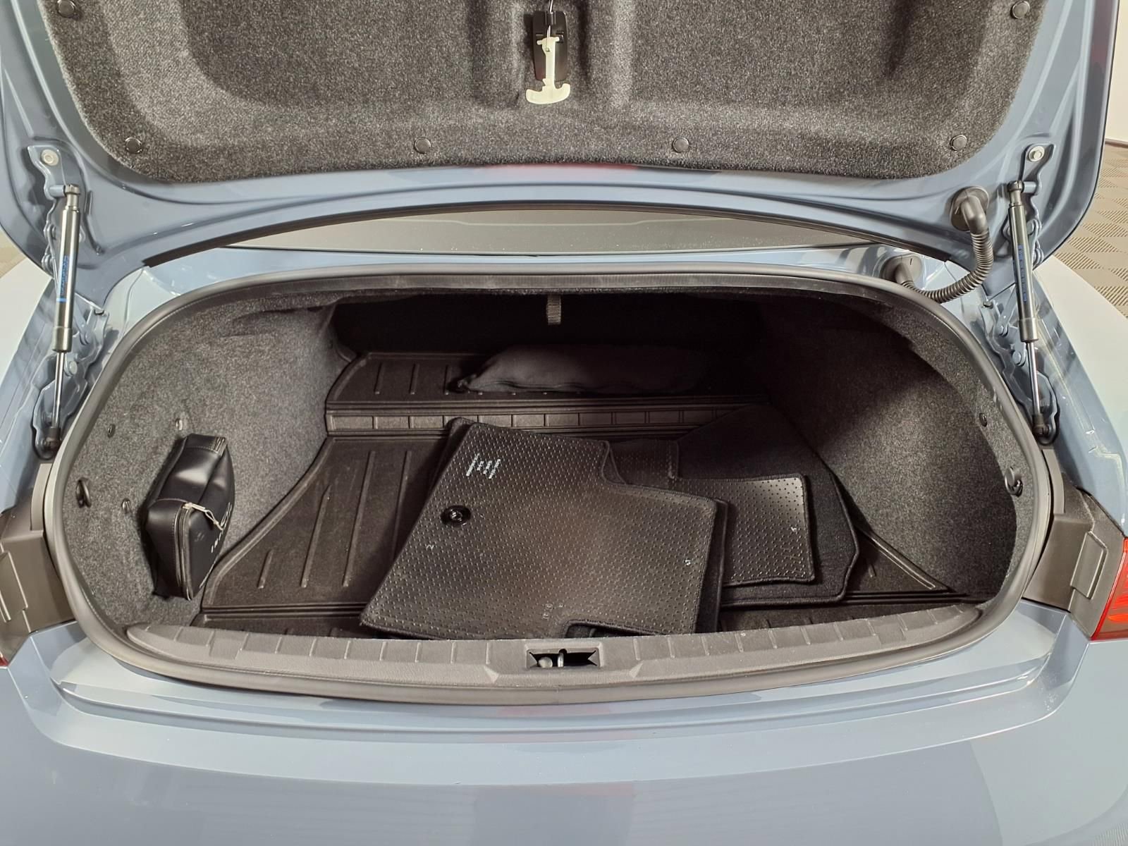 Used 2022 INFINITI Q60 Red Sport 400 w/ Proactive Package image 11