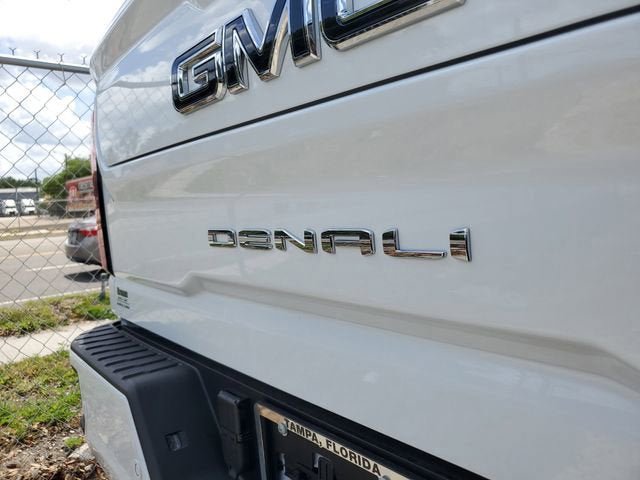 New 2026 GMC Sierra 3500 Denali Ultimate AWD/4WD image 9