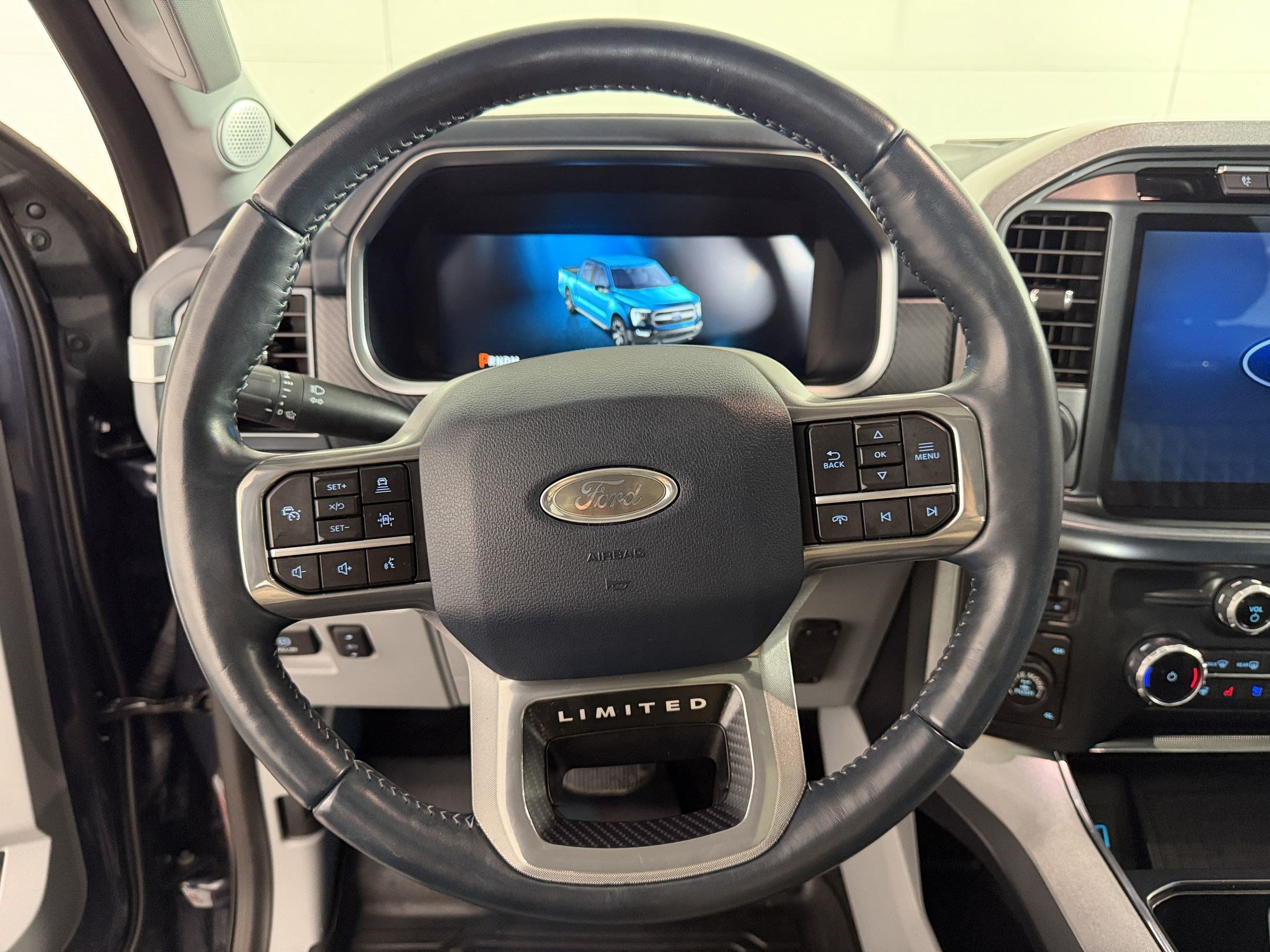 Used 2022 Ford F150 Limited AWD/4WD image 11