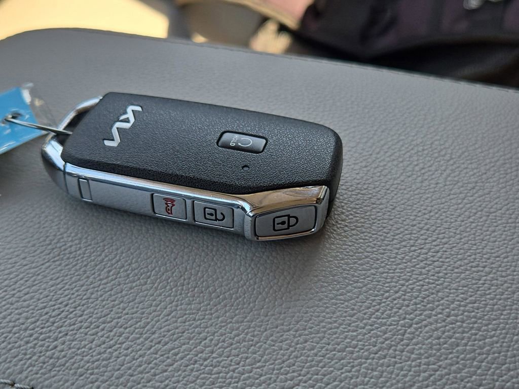 Certified 2024 Kia Sportage EX image 33
