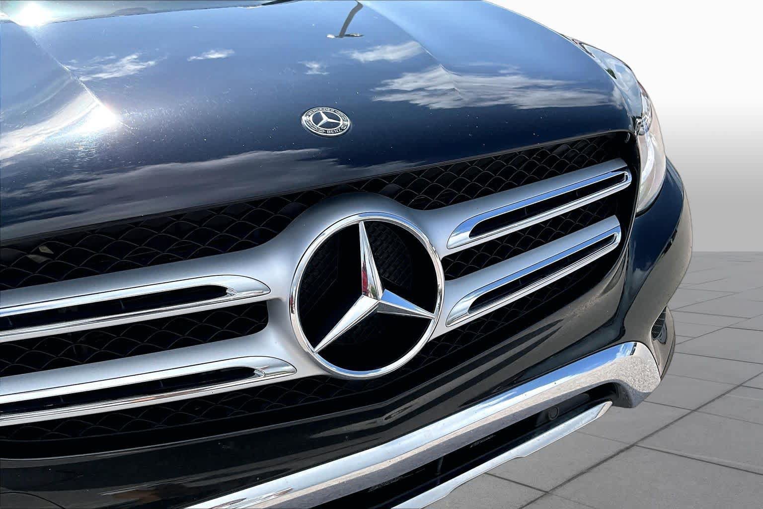 Used 2019 Mercedes-Benz GLC 300 image 30