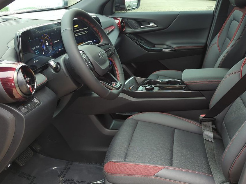 New 2027 Chevrolet Equinox RS FWD image 18