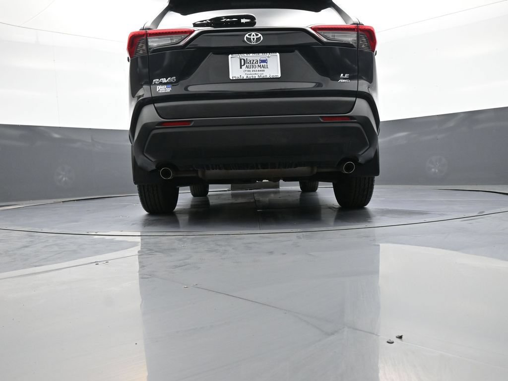 Used 2019 Toyota RAV4 LE w/ All Weather Liner Package AWD/4WD image 30