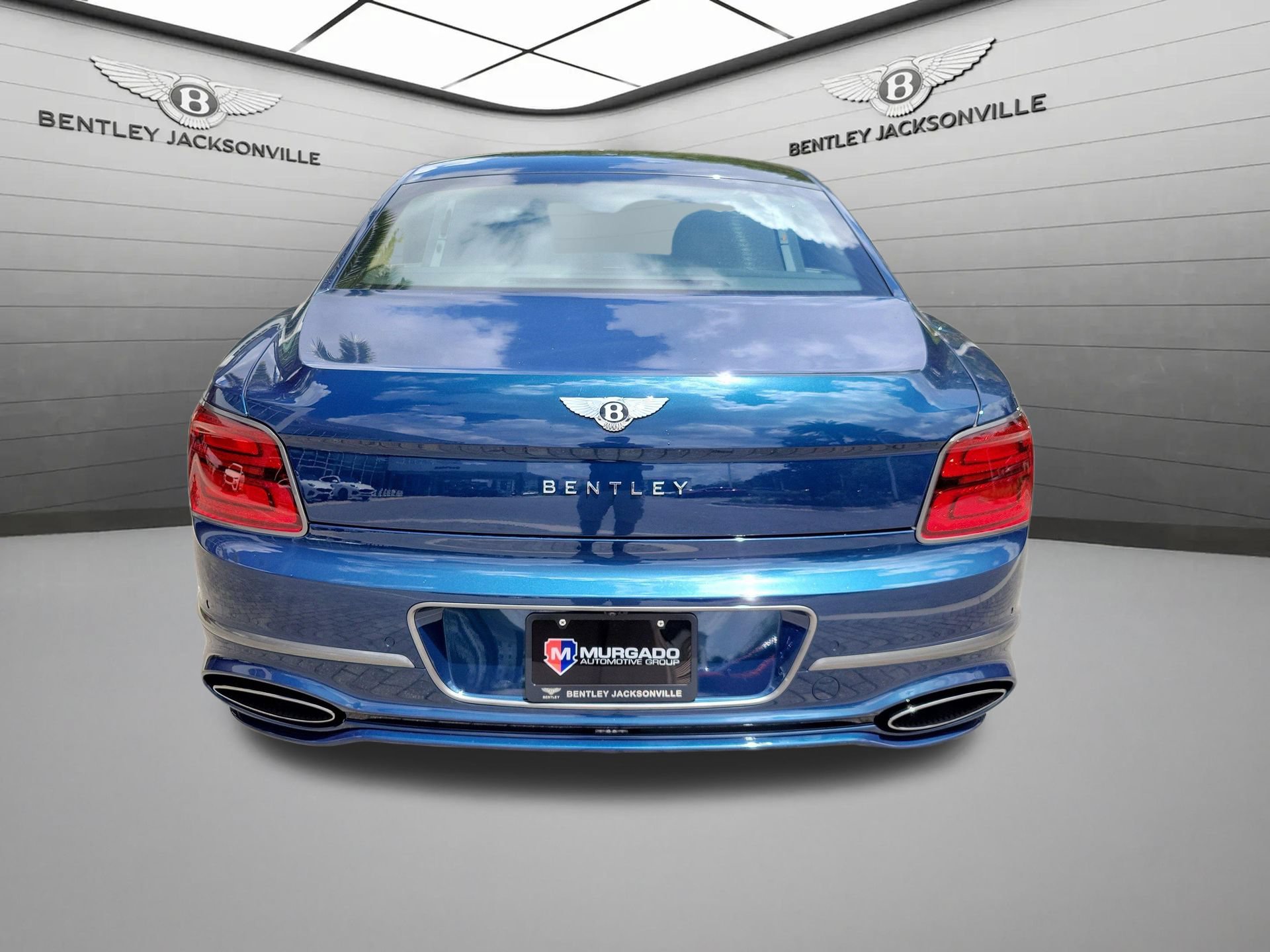 Used 2025 Bentley Flying Spur Plug-In Hybrid AWD/4WD image 18
