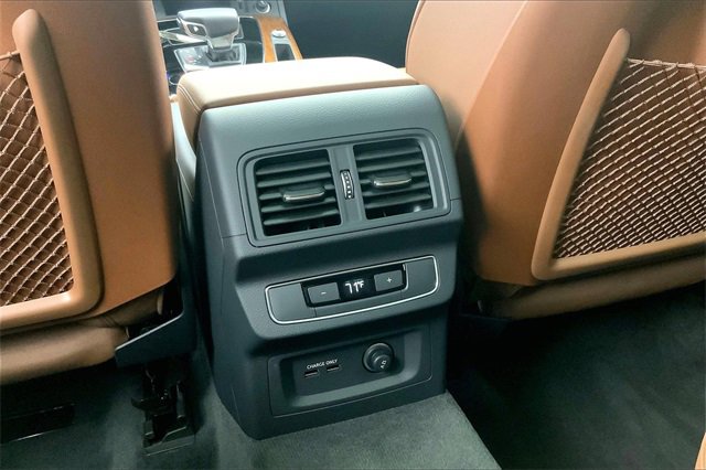 Certified 2024 Audi Q5 e Premium w/ Convenience Package image 34