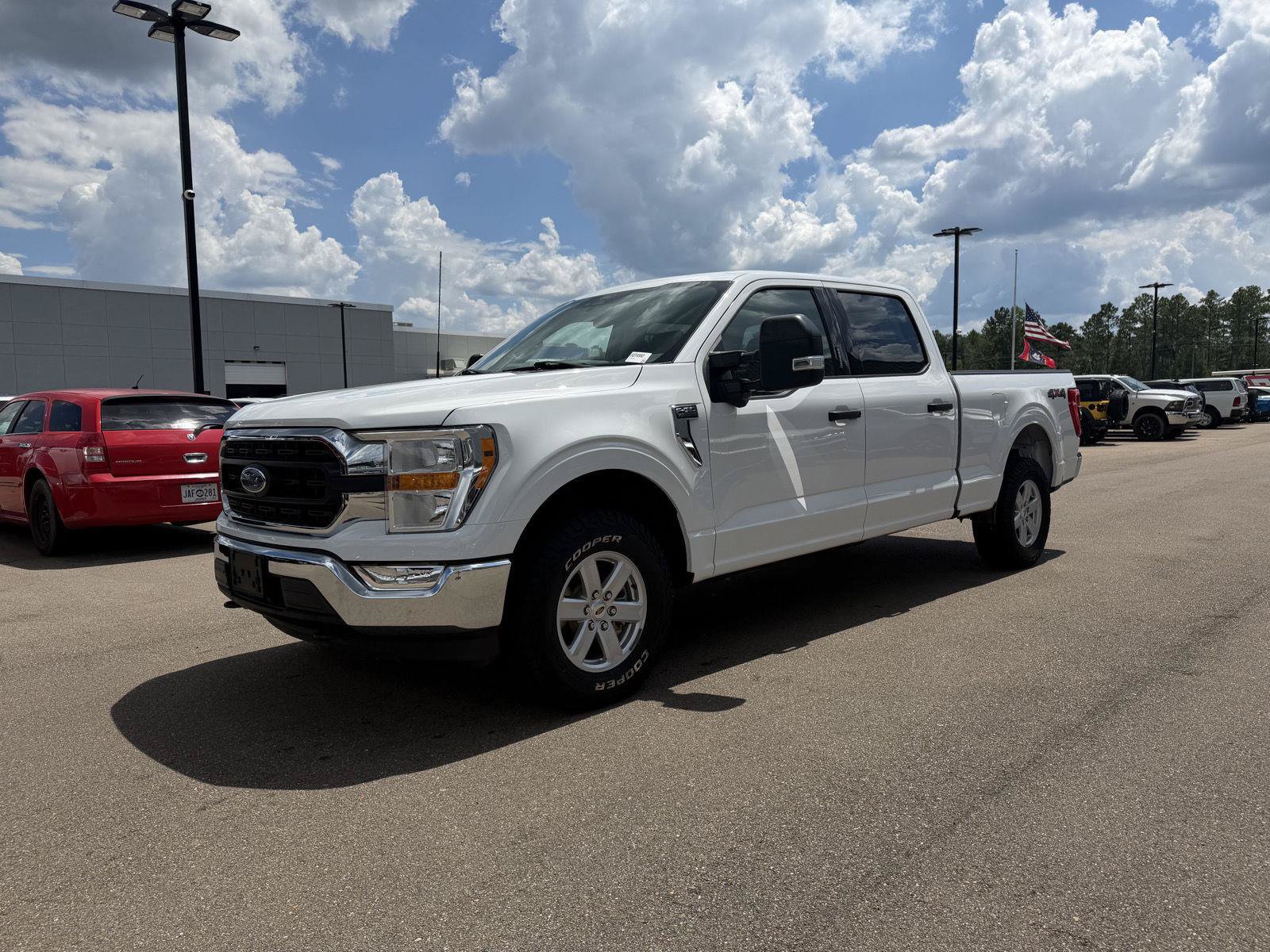 Used 2022 Ford F150 XLT w/ Equipment Group 301A Mid