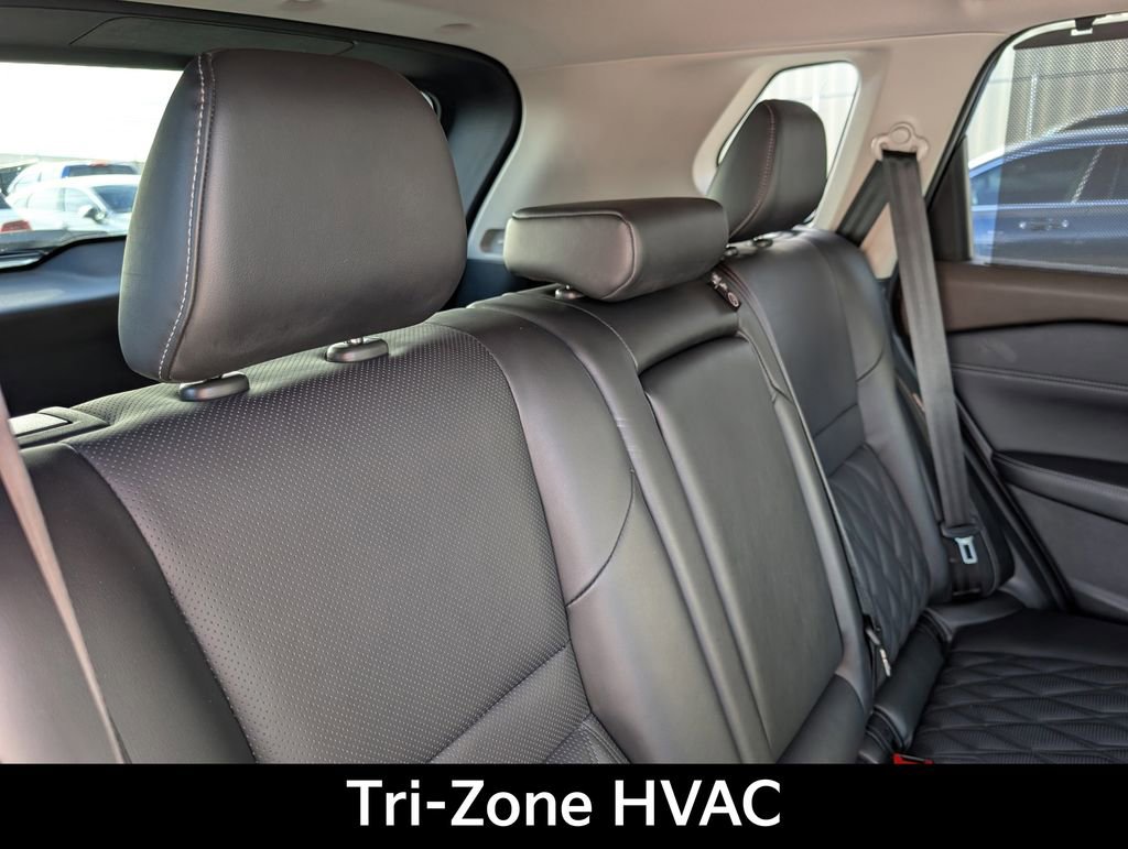 Used 2023 Nissan Rogue Platinum w/ Platinum Premium Package image 18