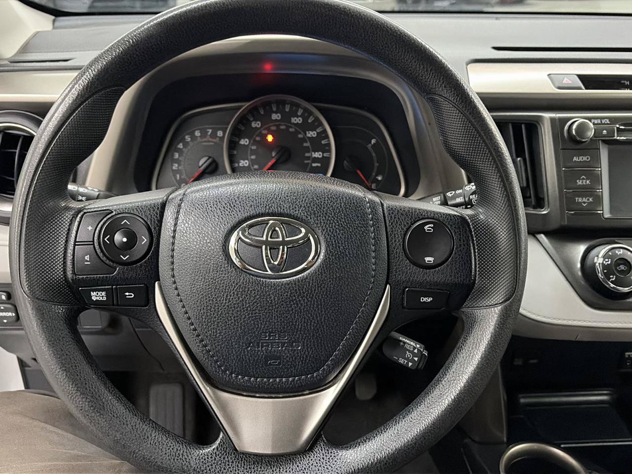 Used 2013 Toyota RAV4 LE FWD image 13