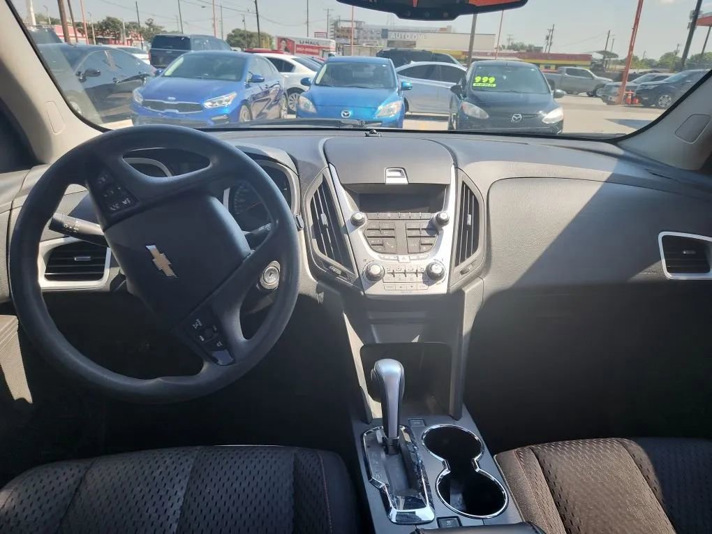 Used 2015 Chevrolet Equinox LS image 11