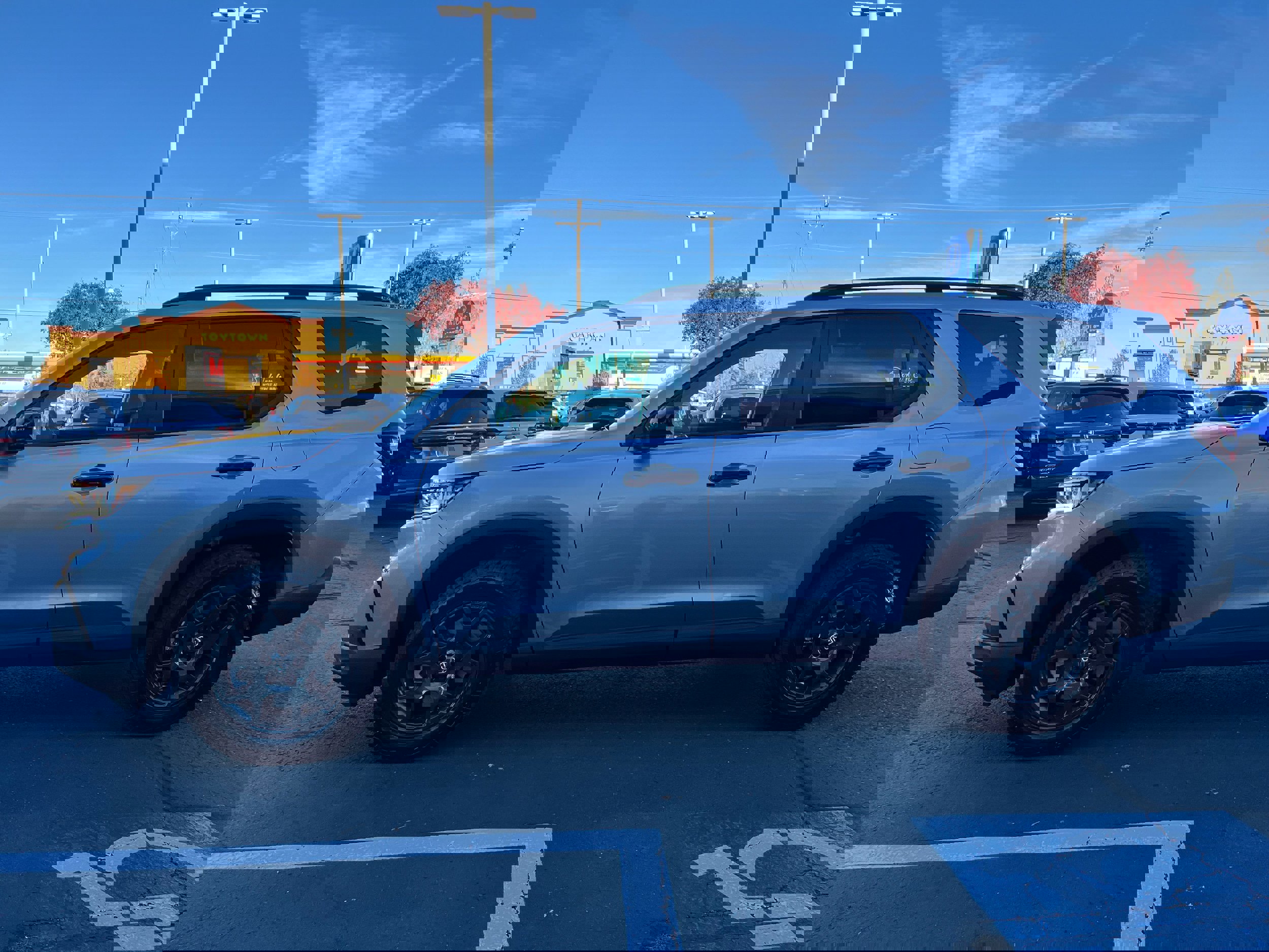 New 2025 Honda Pilot TrailSport image 5