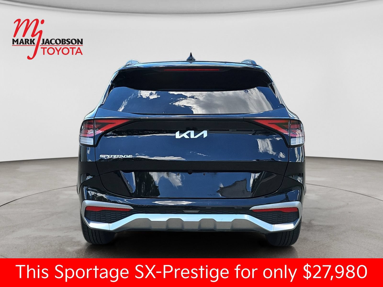Used 2025 Kia Sportage SX FWD image 11