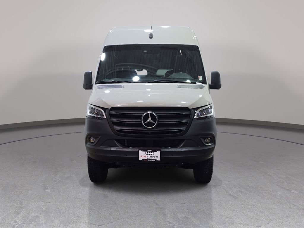 Used 2024 Mercedes-Benz Sprinter 144 Cargo image 3