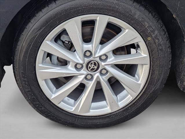 Used 2021 Toyota Camry LE FWD image 22