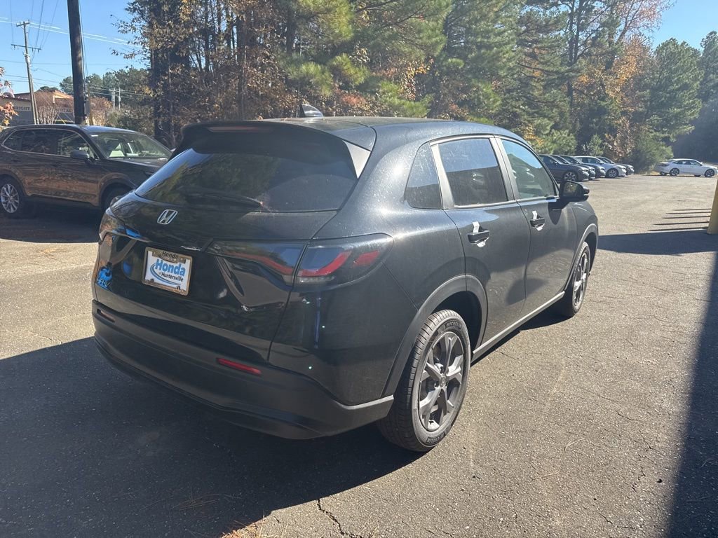 Certified 2026 Honda HR-V LX image 8