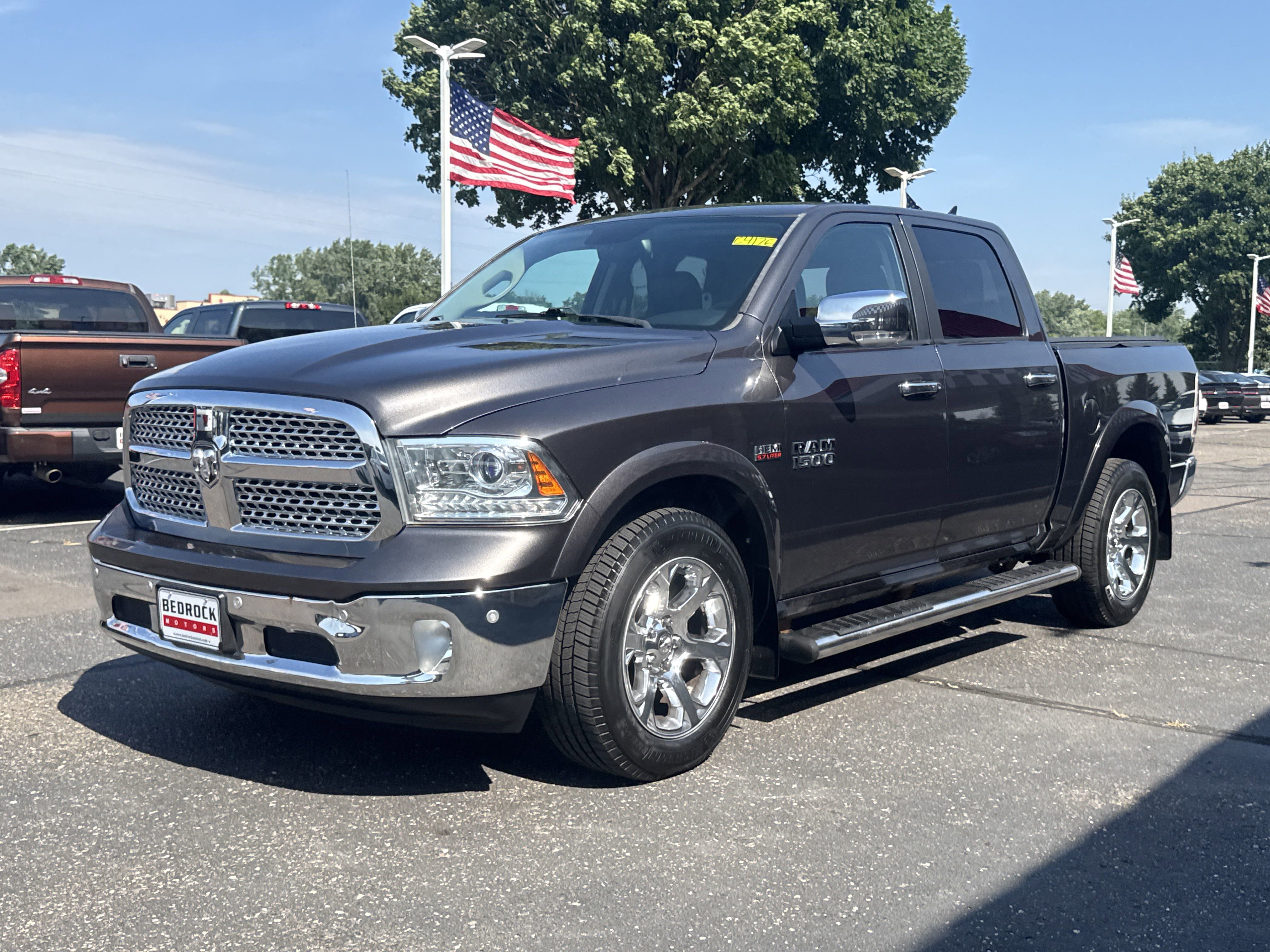 Used 2016 RAM 1500 Laramie w/ Convenience Group image 3