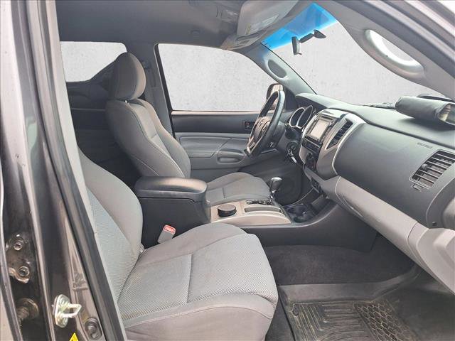 Used 2014 Toyota Tacoma PreRunner w/ TRD Sport Package image 18