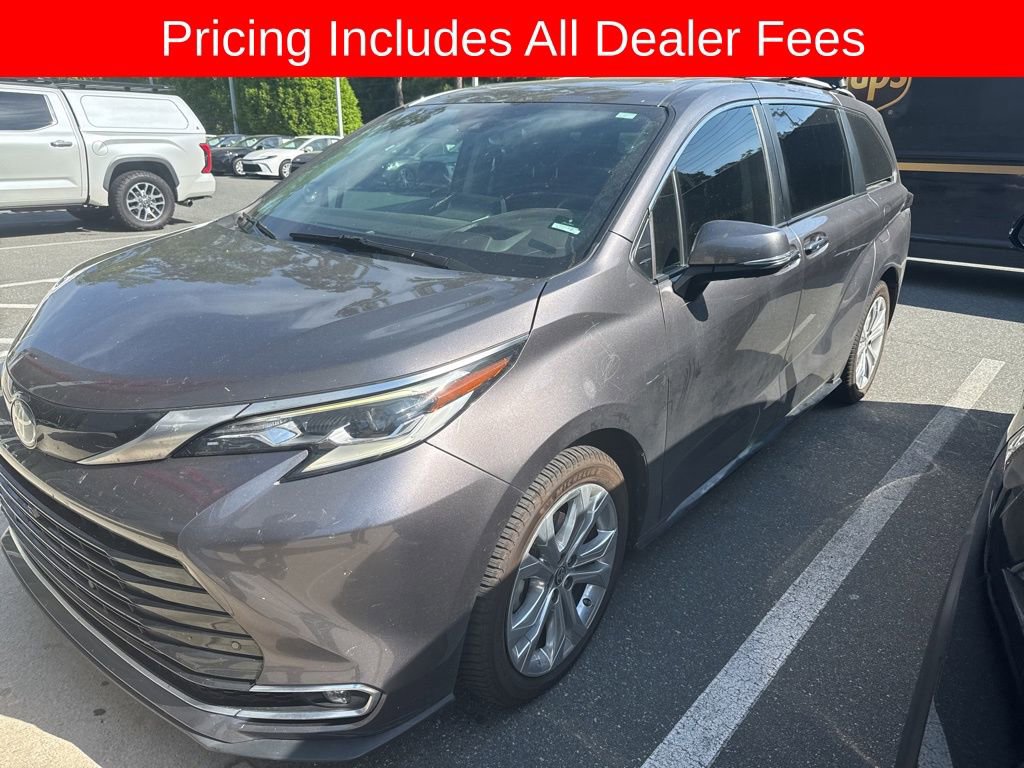 Used 2023 Toyota Sienna Platinum