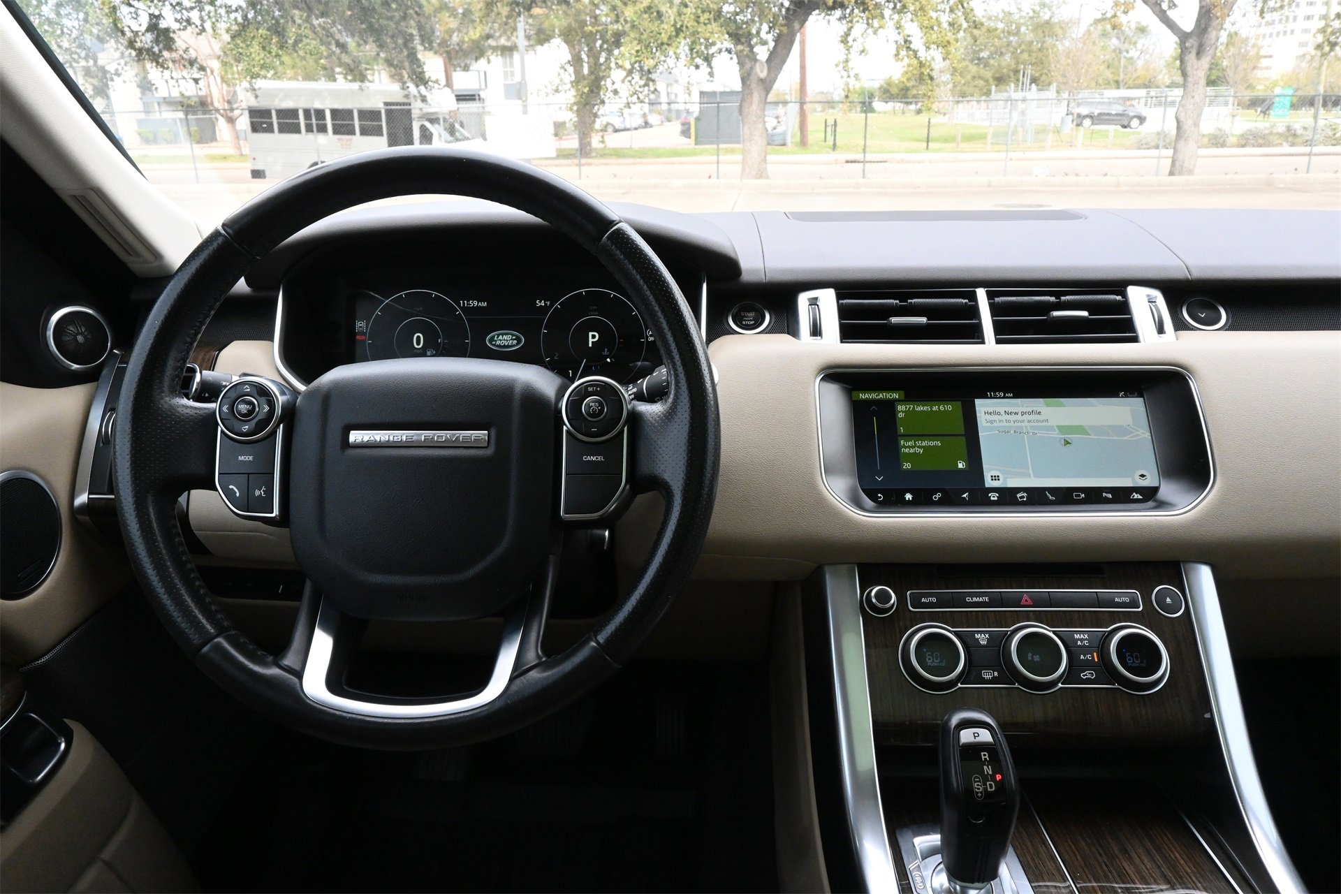 Used 2017 Land Rover Range Rover Sport HSE image 9