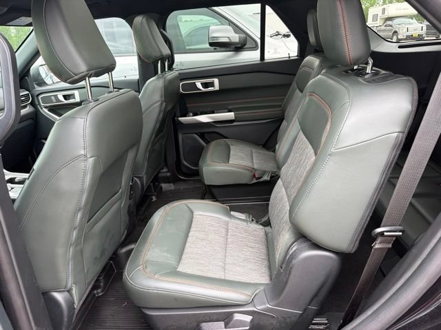 Used 2023 Ford Explorer Timberline AWD/4WD image 9