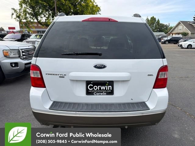 Used 2005 Ford Freestyle SEL AWD/4WD image 6