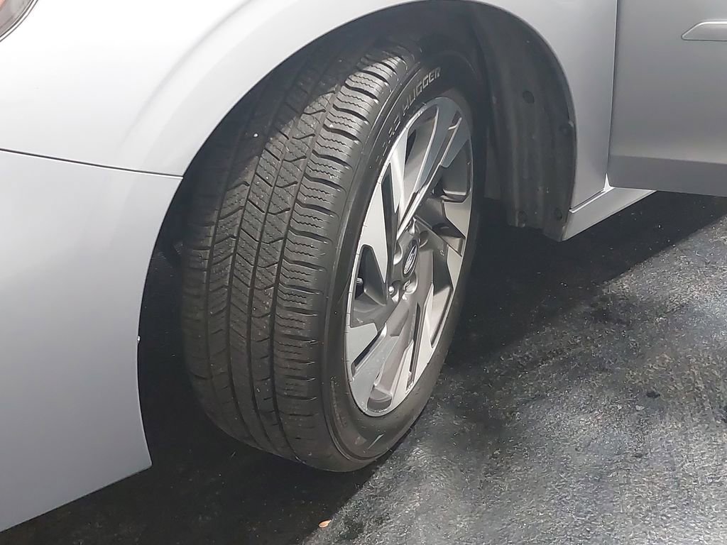 Used 2024 Subaru Legacy Limited image 34