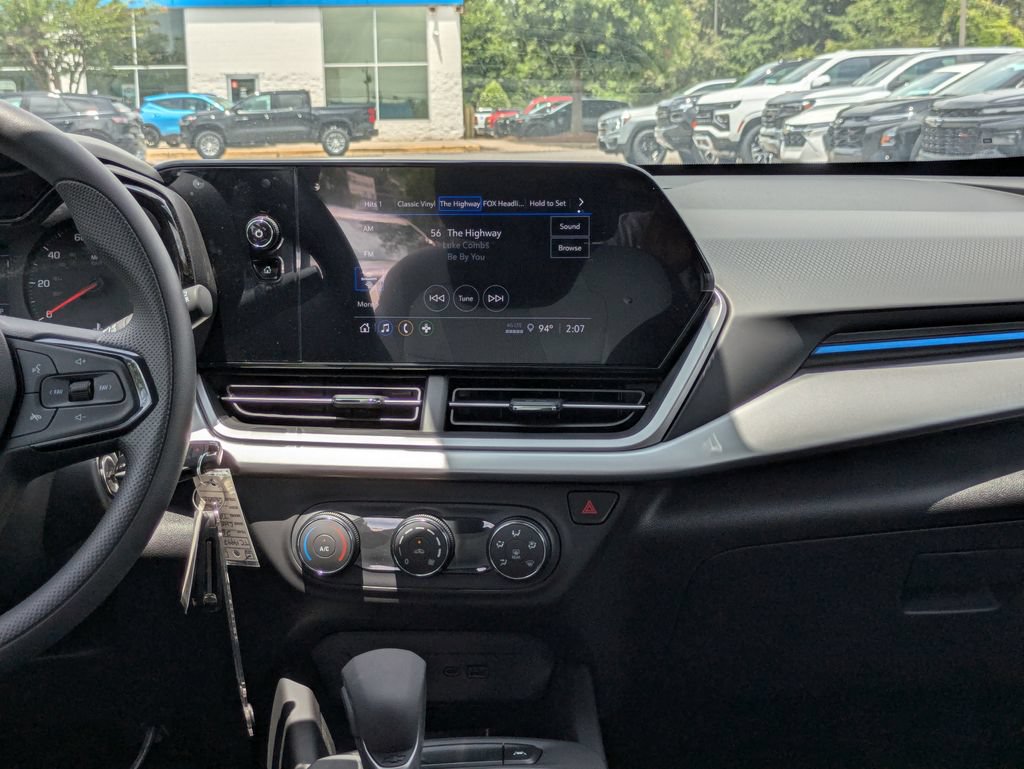 New 2026 Chevrolet Trax LT FWD image 18