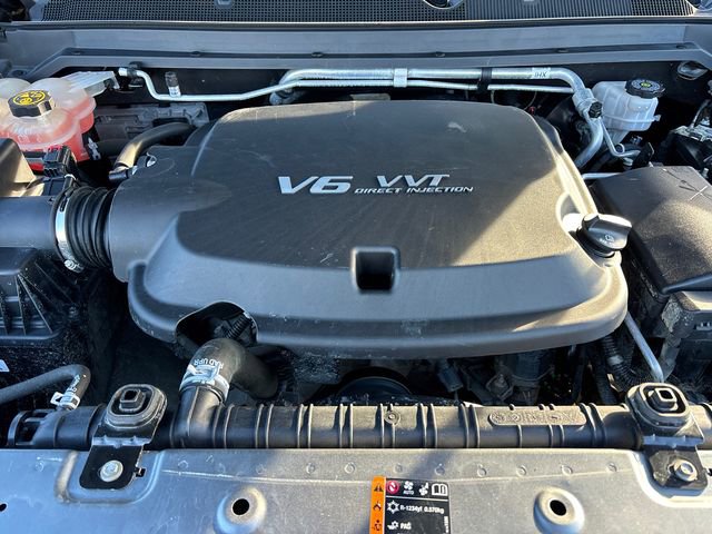 Used 2018 Chevrolet Colorado LT image 37