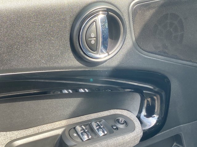 Used 2020 MINI Cooper Countryman S FWD image 22