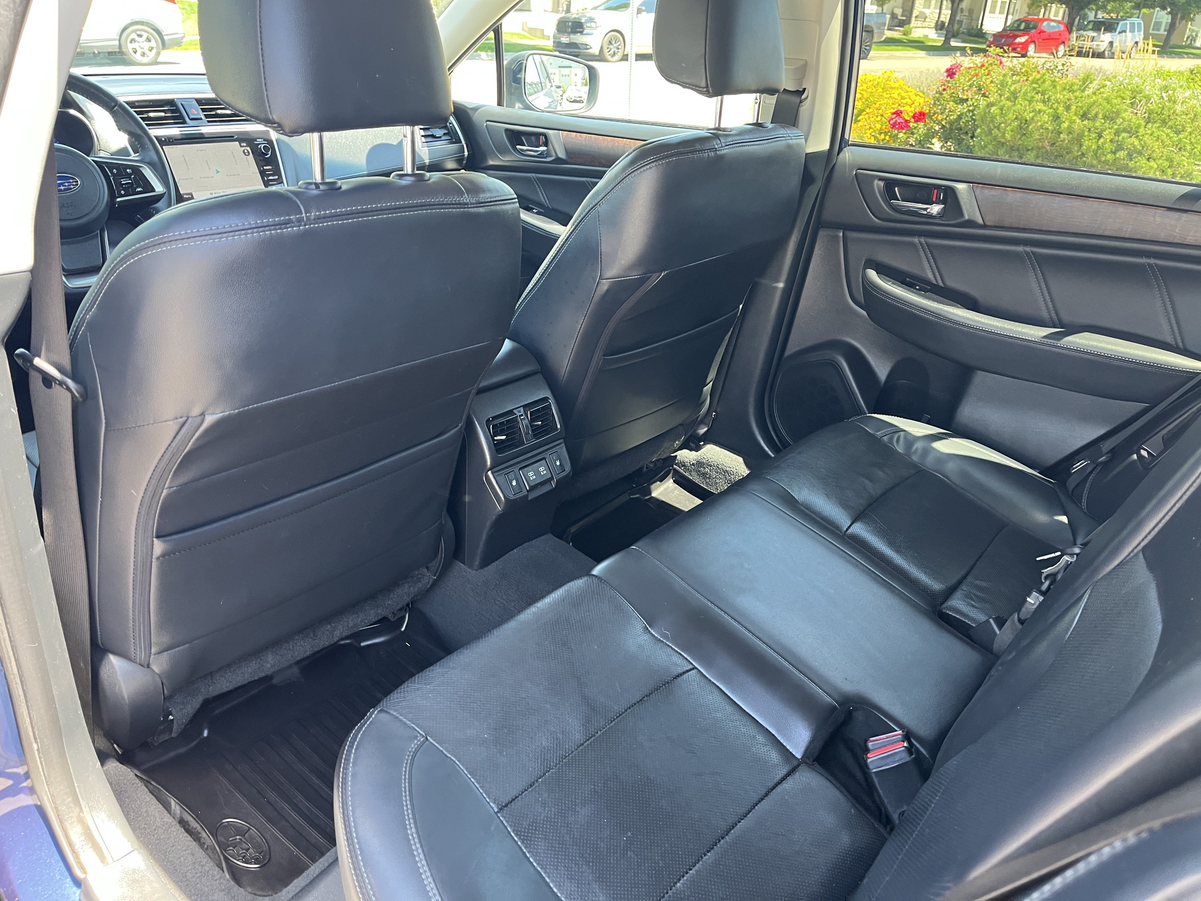Used 2019 Subaru Outback 2.5i Limited AWD/4WD image 19